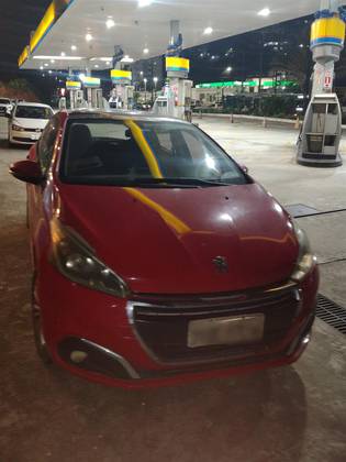 PEUGEOT 208 1.2 ALLURE 12V FLEX 4P MANUAL PEUGEOT 208 1.2 ALLURE 12V FLEX 4P MANUAL